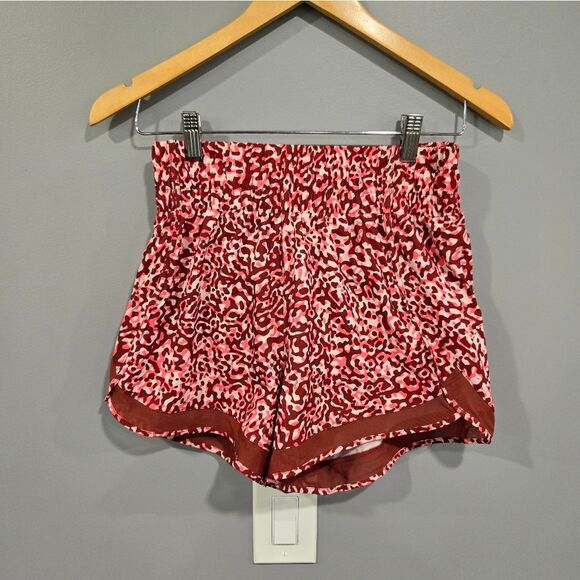 🐢 Athleta Mesh Racer Run High Rise 3" Short Size XS NWOT - Picture 13 of 14